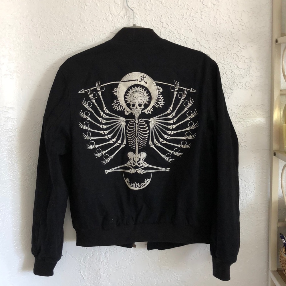 Embroidered bomber jacket
